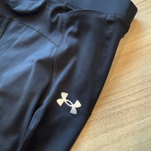 Under Armour Compression Leggings in Black - Picture 5 of 5